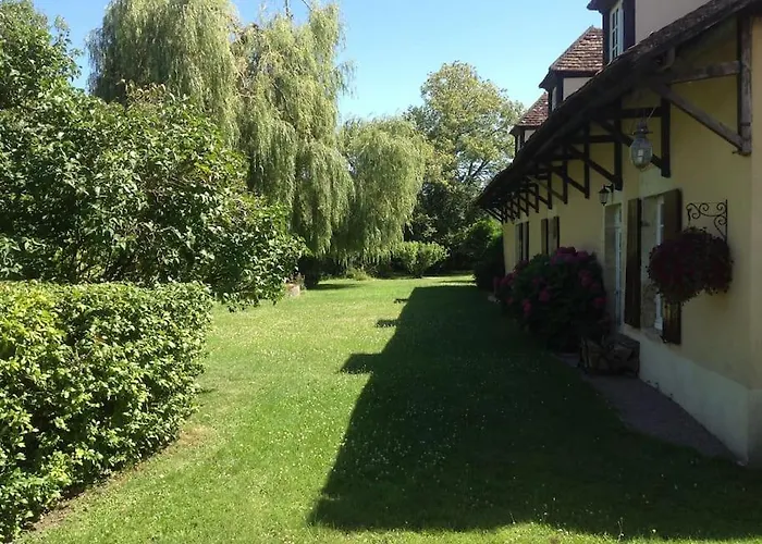 De Charme Et Sejour Bien-etre Auvergne Apartment Neure